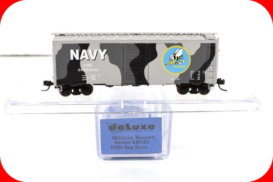 N Scale ****US NAVY SEABEES**** 40' Box Car ---- USN 01051942 ---- DELUXE 240121