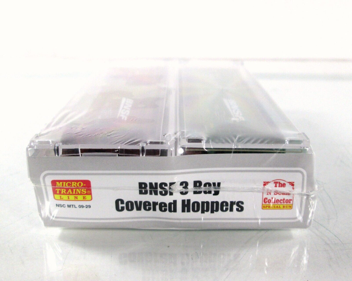 N Scale ***BNSF*** 3-Bay Covered Hopper 2-Pack -- Micro Trains NSC 09-29 ***RARE