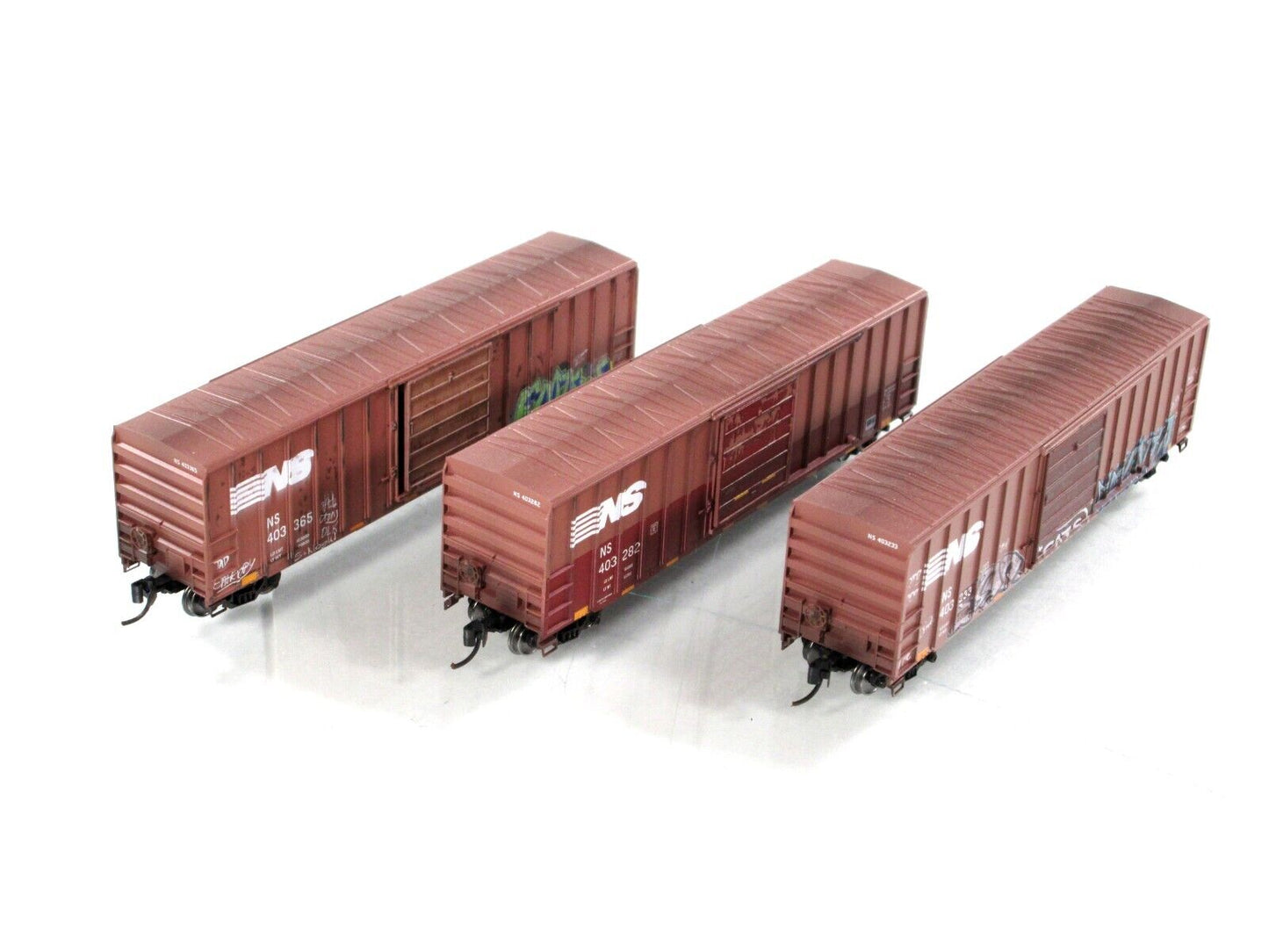N Scale **NORFOLK SOUTHERN** Weathered, Graffiti Box Cars -Micro Trains 99305012