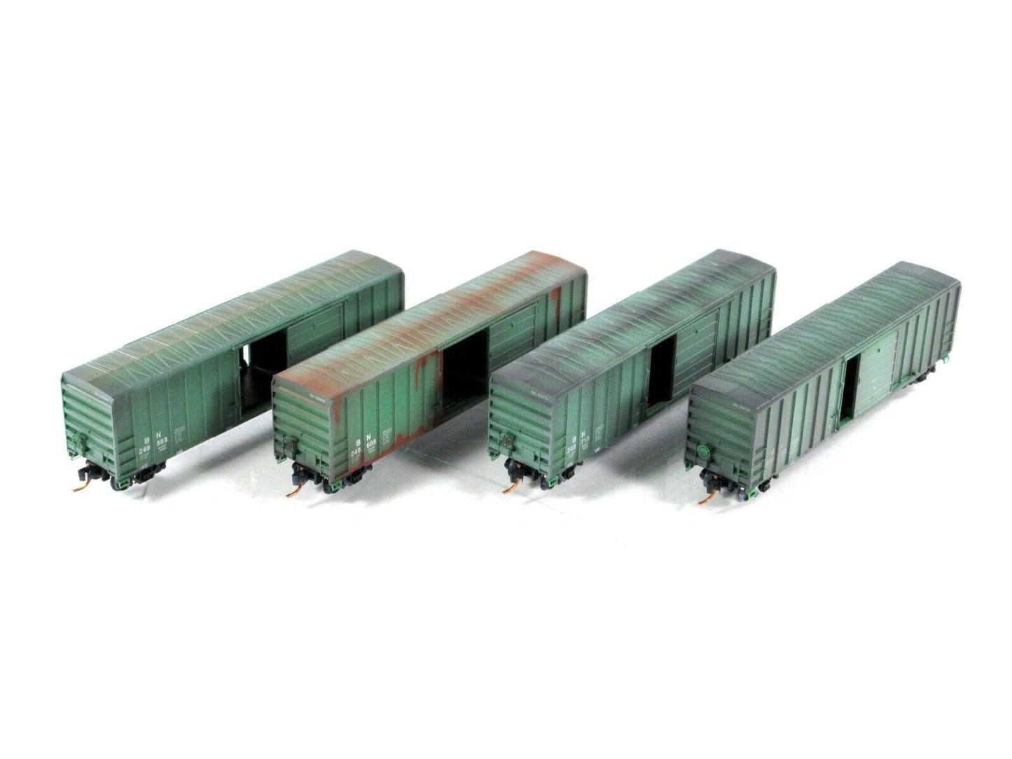 N Scale *BURLINGTON NORTHERN* Weathered Graffiti Box Cars -Micro Trains 99305090