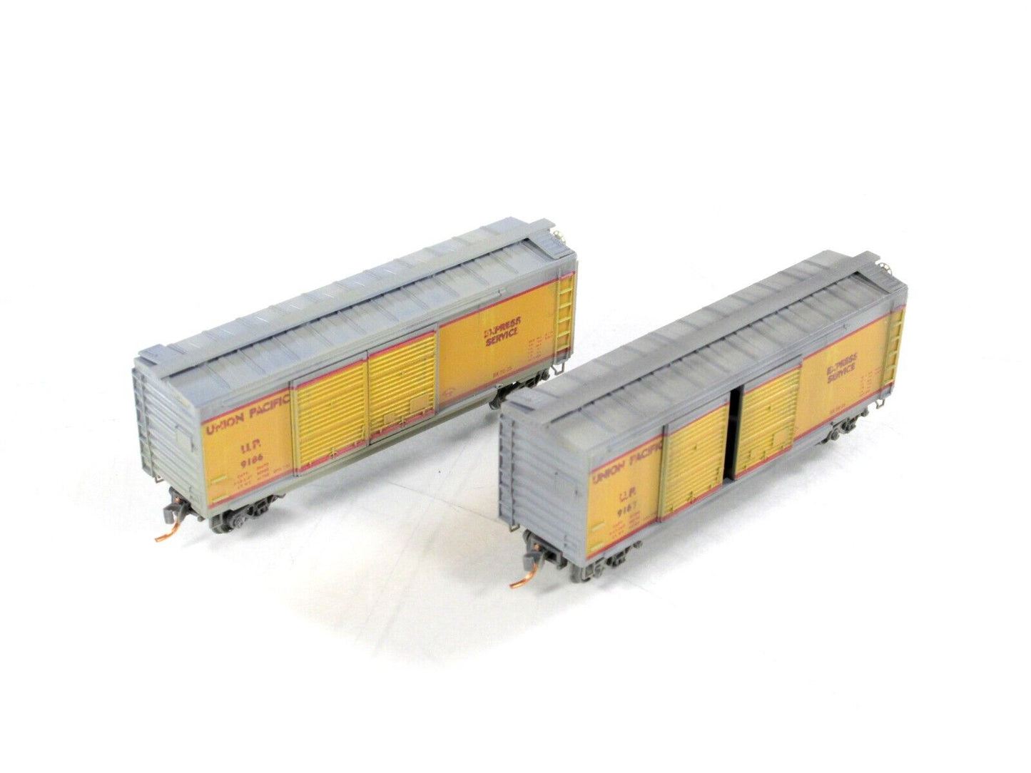 N Scale **UNION PACIFIC** Weathered  Express Box Car Set - Micro Trains 02344340