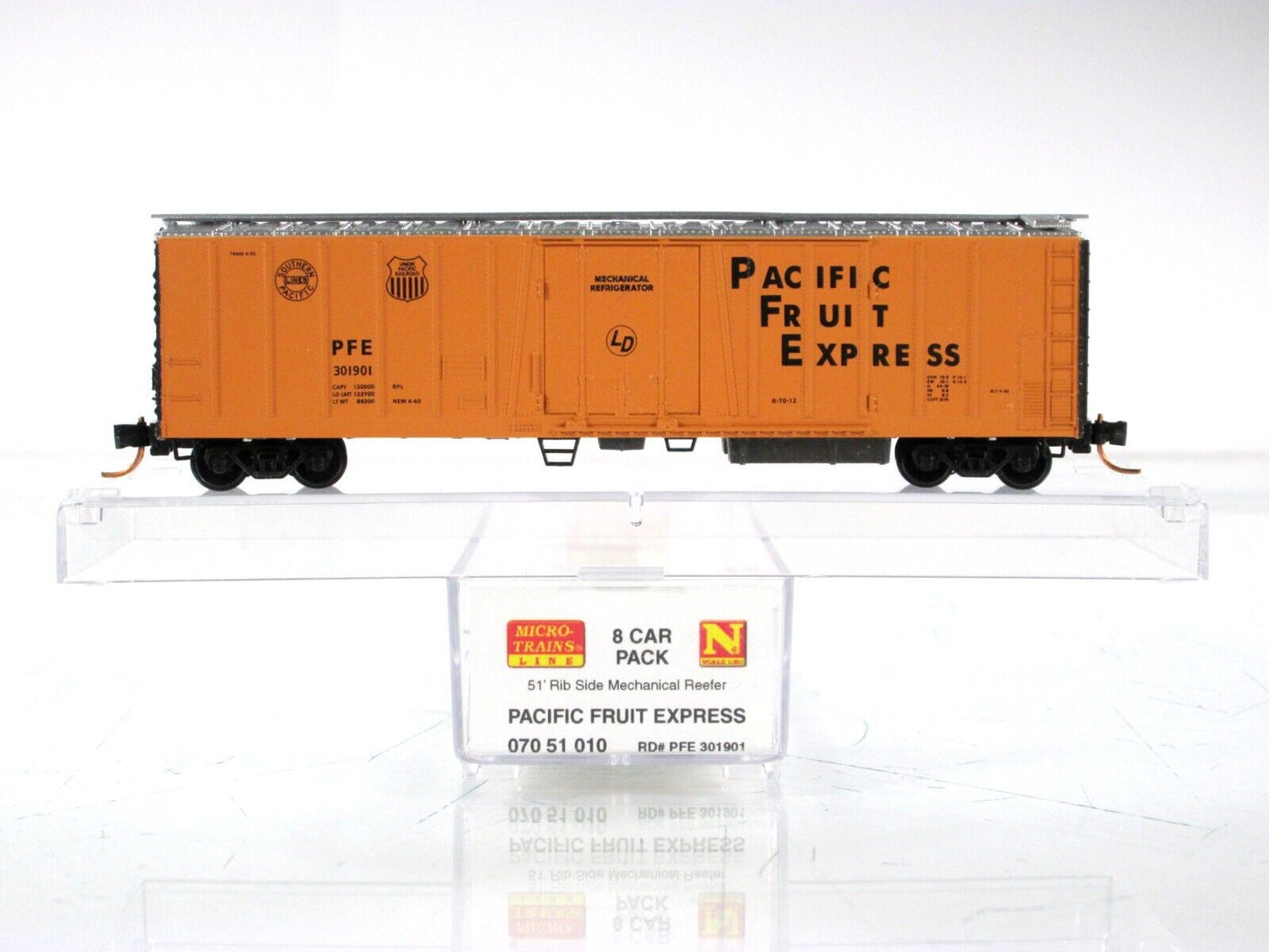 N Scale ***PACIFIC FRUIT EXPRESS*** Reefer 8-Pack Set ---- Micro Trains 99300802