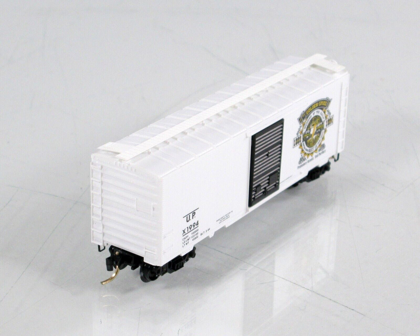 N Scale **U.P. GOLDEN SPIKE** *1869-1994* Box Car - Micro Trains / Lowell Smith