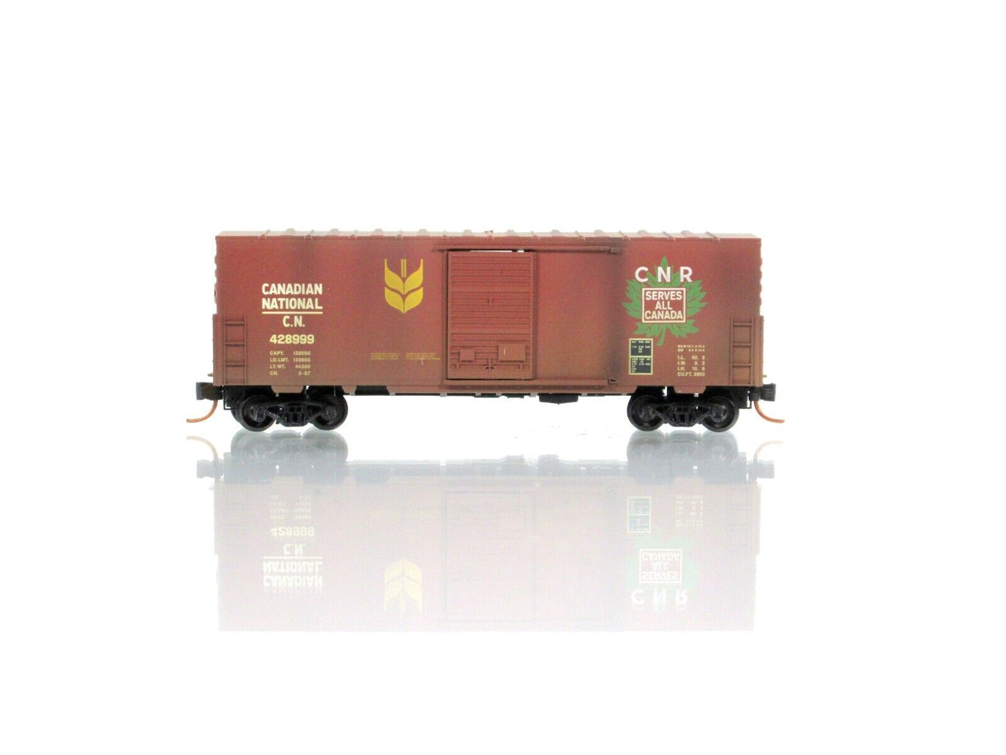 N Scale **CANADIAN NATIONAL** Weathered Box Car #428999 - Micro Trains 02444340
