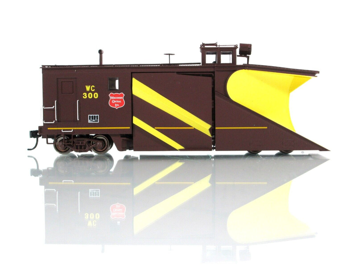 HO Scale ***WISCONSIN CENTRAL*** MoW Russell Snow Plow #300 -Walthers 920-110018