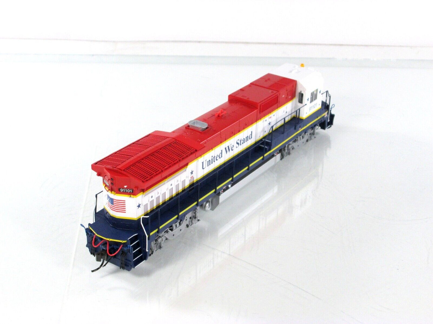 HO Scale *GOD BLESS AMERICA, 9/11* Dash 8-40B -Atlas Master 9013, DCC Rdy, *Read
