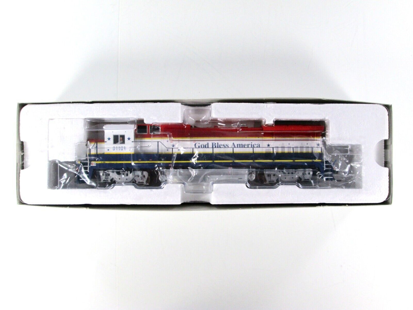 HO Scale *GOD BLESS AMERICA, 9/11* Dash 8-40B -Atlas Master 9013, DCC Rdy, *Read