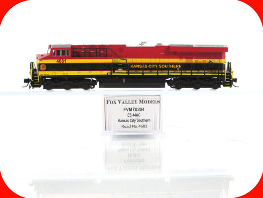 N Scale ***KANSAS CITY SOUTHERN*** ES44AC #4681 ---- Fox Valley 70204, DCC Ready