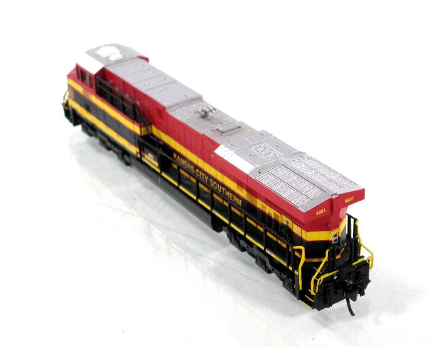 N Scale ***KANSAS CITY SOUTHERN*** ES44AC #4681 ---- Fox Valley 70204, DCC Ready
