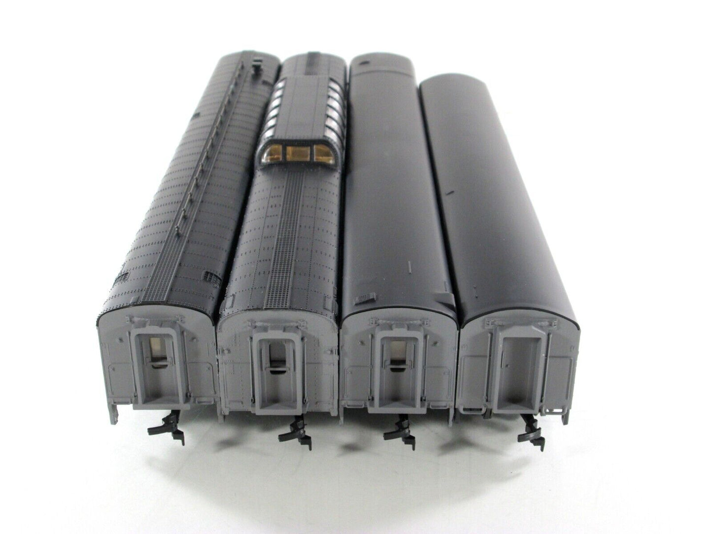 HO Scale ***NEW YORK CENTRAL*** 1930s Gray Passenger 4-Set A --- Rivarossi 6946