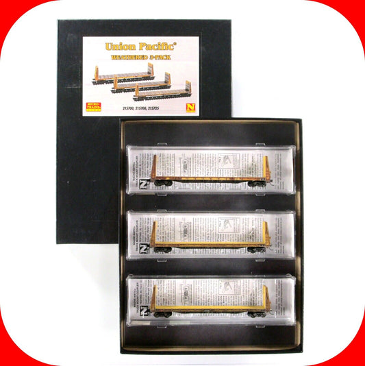 N Scale **UNION PACIFIC** Weathered 61' Bulkhead 3-Pack -- Micro Trains 98305049