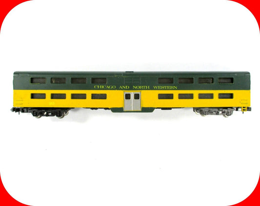 N Scale CHICAGO & NORTH WESTERN Bi-Level Commuter Coach Car #263 --  Arnold 0357