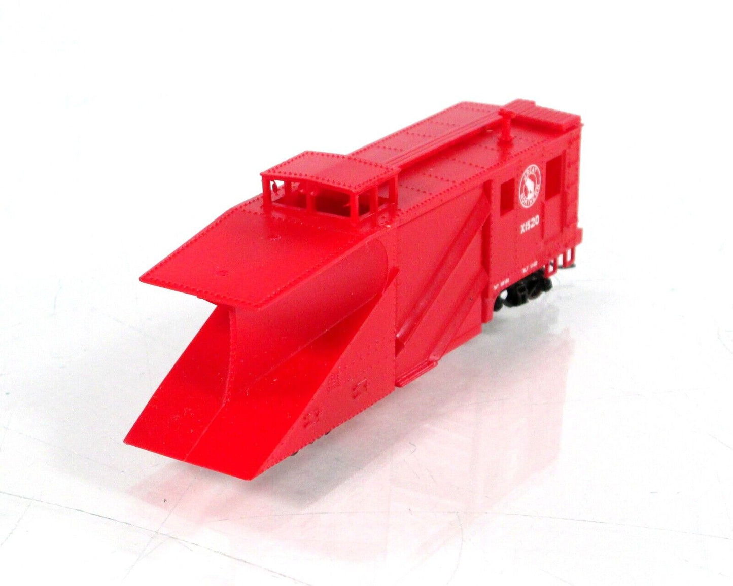 N Scale **GREAT NORTHERN** Snow Plow, GN X1520 - Walthers 932-8503, Knuckle Cplr