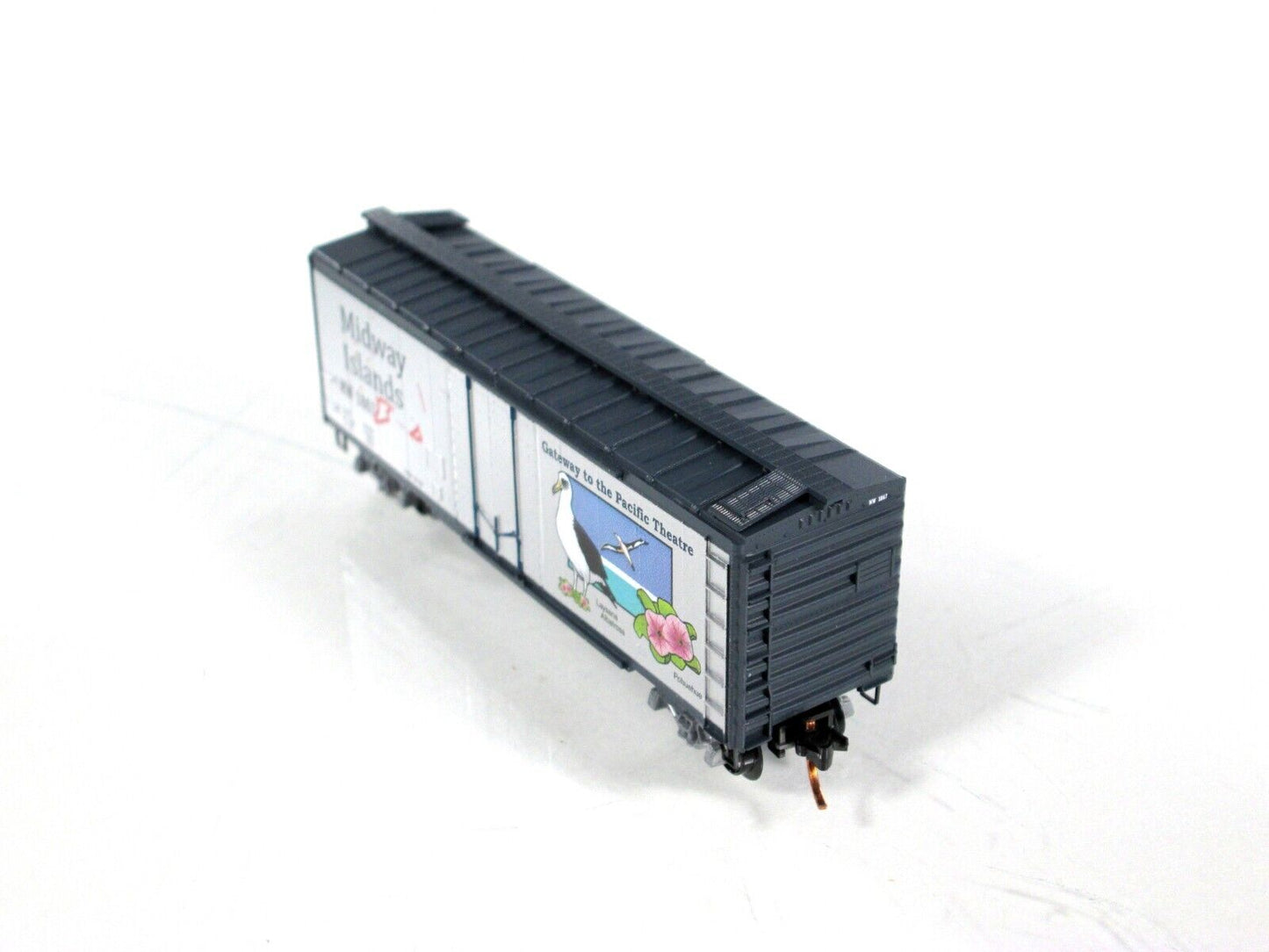 N Scale ***MIDWAY ISLANDS*** 40' Box Car, MW 1967 ----- Micro Trains Special Run