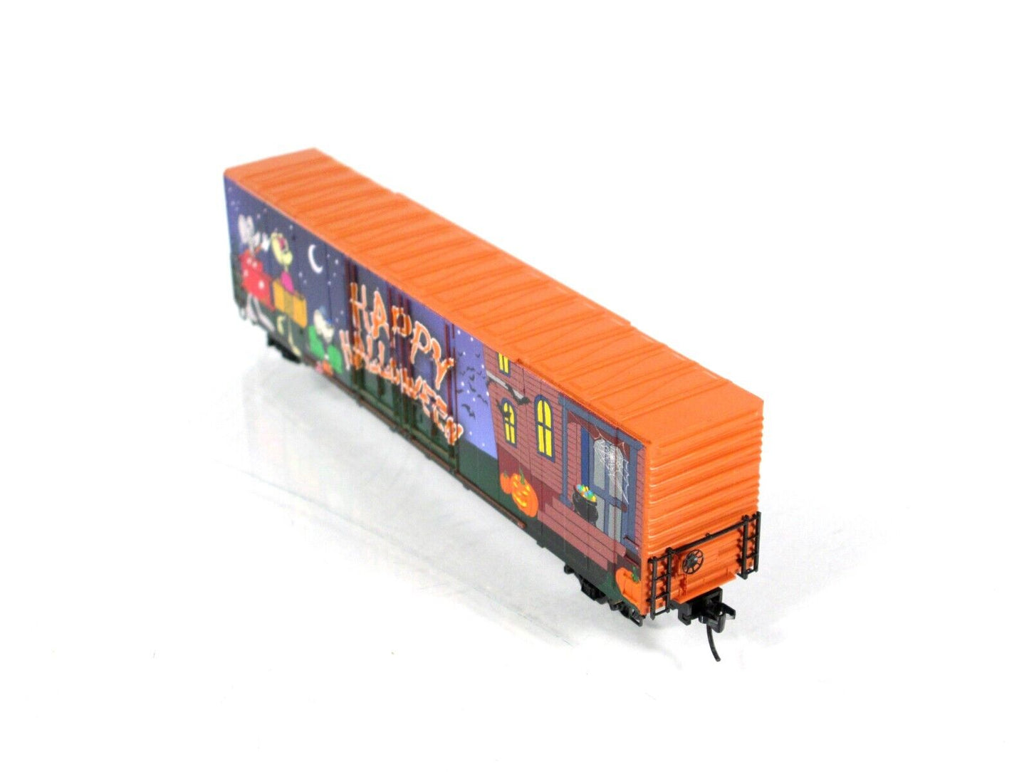 N Scale **HAPPY HALLOWEEN** Micro-Mouse 60' Box Car 2021 - Micro Trains 10200160