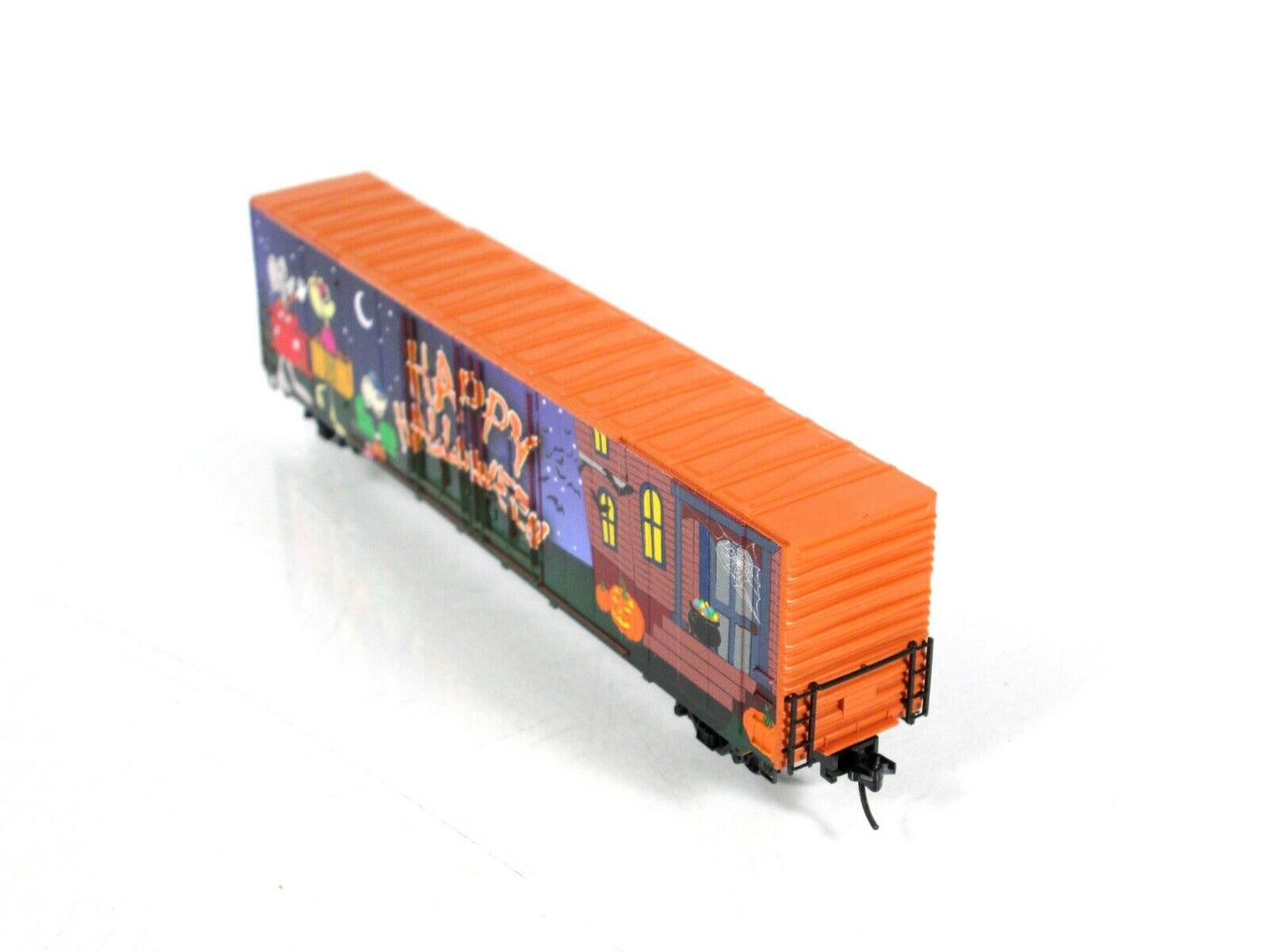 N Scale **HAPPY HALLOWEEN** Micro-Mouse 60' Box Car 2021 - Micro Trains 10200160