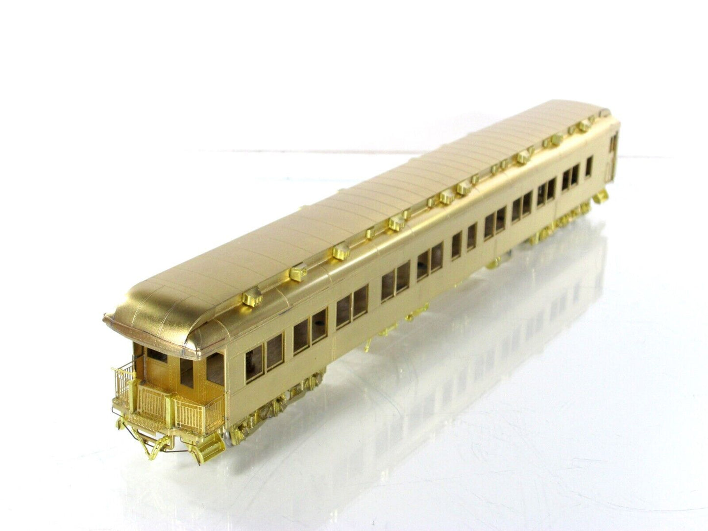 HO Scale BRASS ***SANTA FE CHIEF*** Observation-Lounge Car ------ SHOREHAM SHOPS