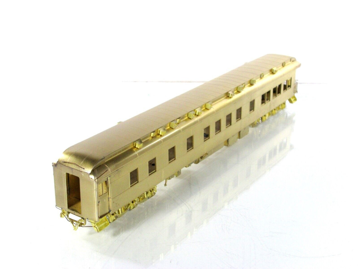 HO Scale BRASS ***SANTA FE CHIEF*** Observation-Lounge Car ------ SHOREHAM SHOPS