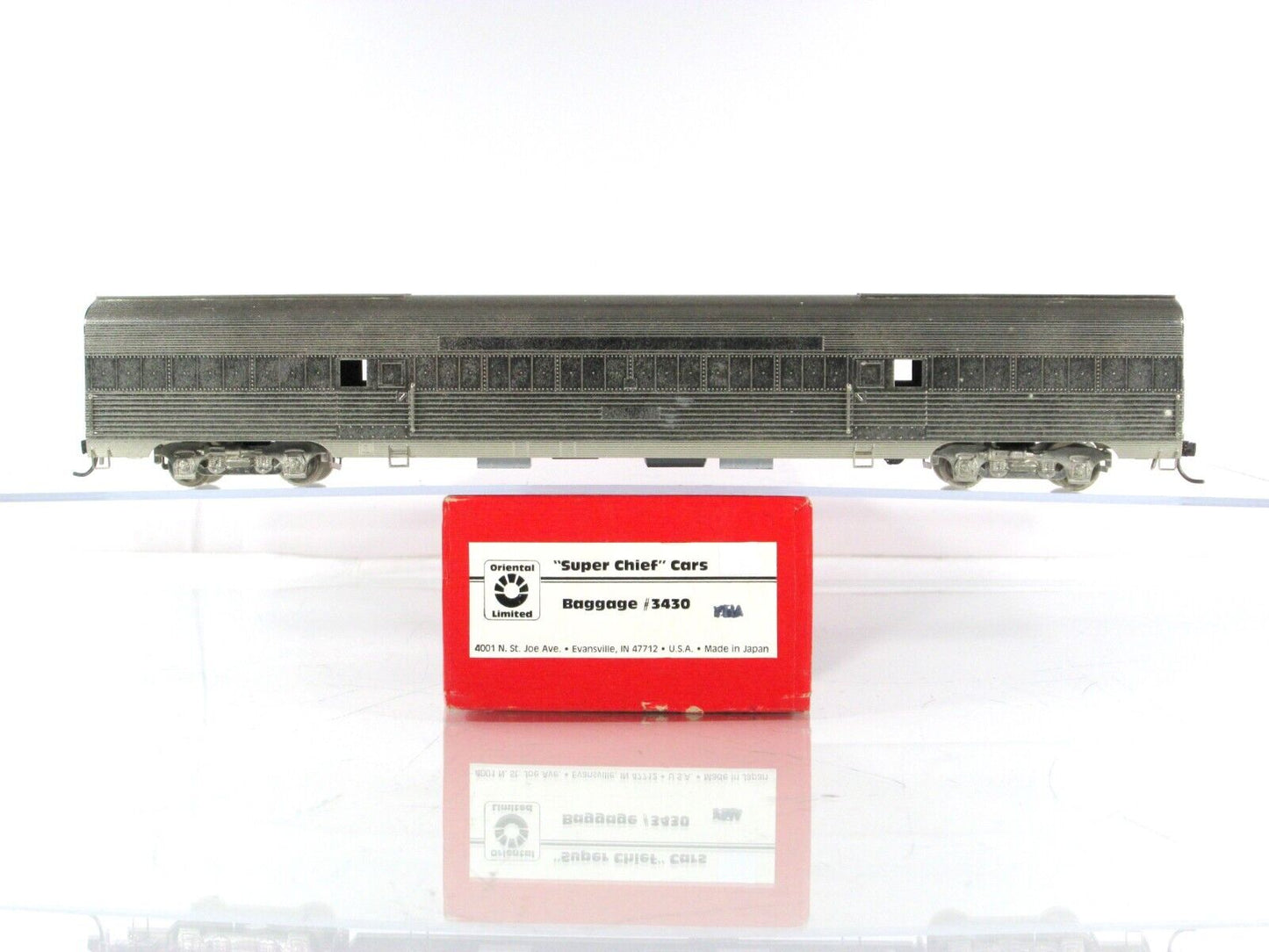 HO Scale BRASS **ATSF SUPER CHIEF** Baggage Car #3430 - by ORIENTAL, Knuckle Cpl