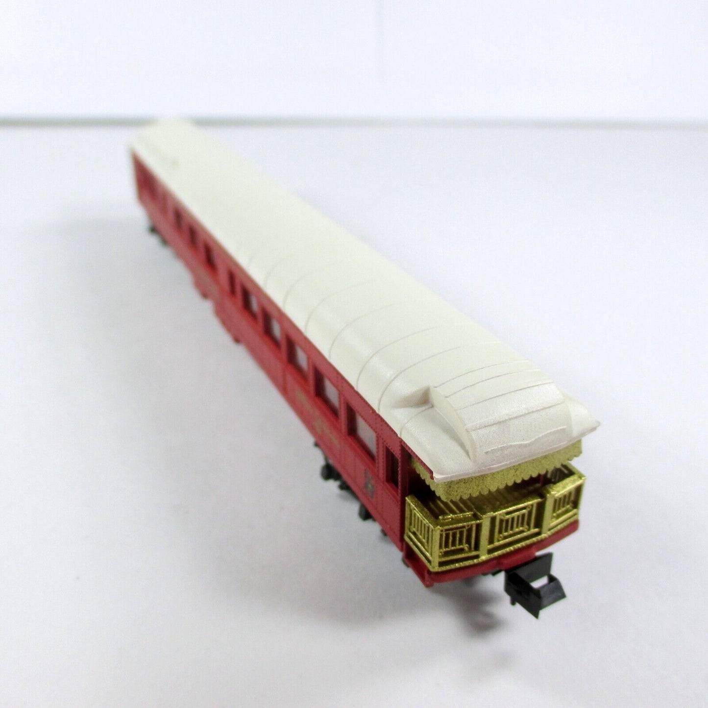 N Scale **CHRISTMAS EXPRESS 1986** Santa's Office Business Car -- Con-Cor 008601
