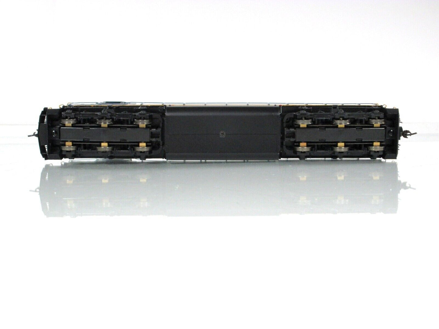 HO Scale ***CSX*** SD45-2 Locomotive 8973 -- Athearn G67202 w/ DCC Tsunami Sound