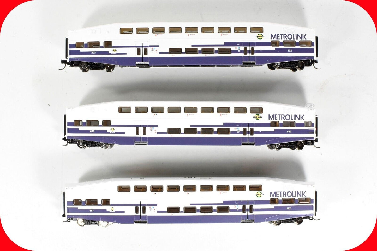 N Scale **METROLINK** Bombardier Bi-Level Passenger 3-Car Set ---- Athearn 10160