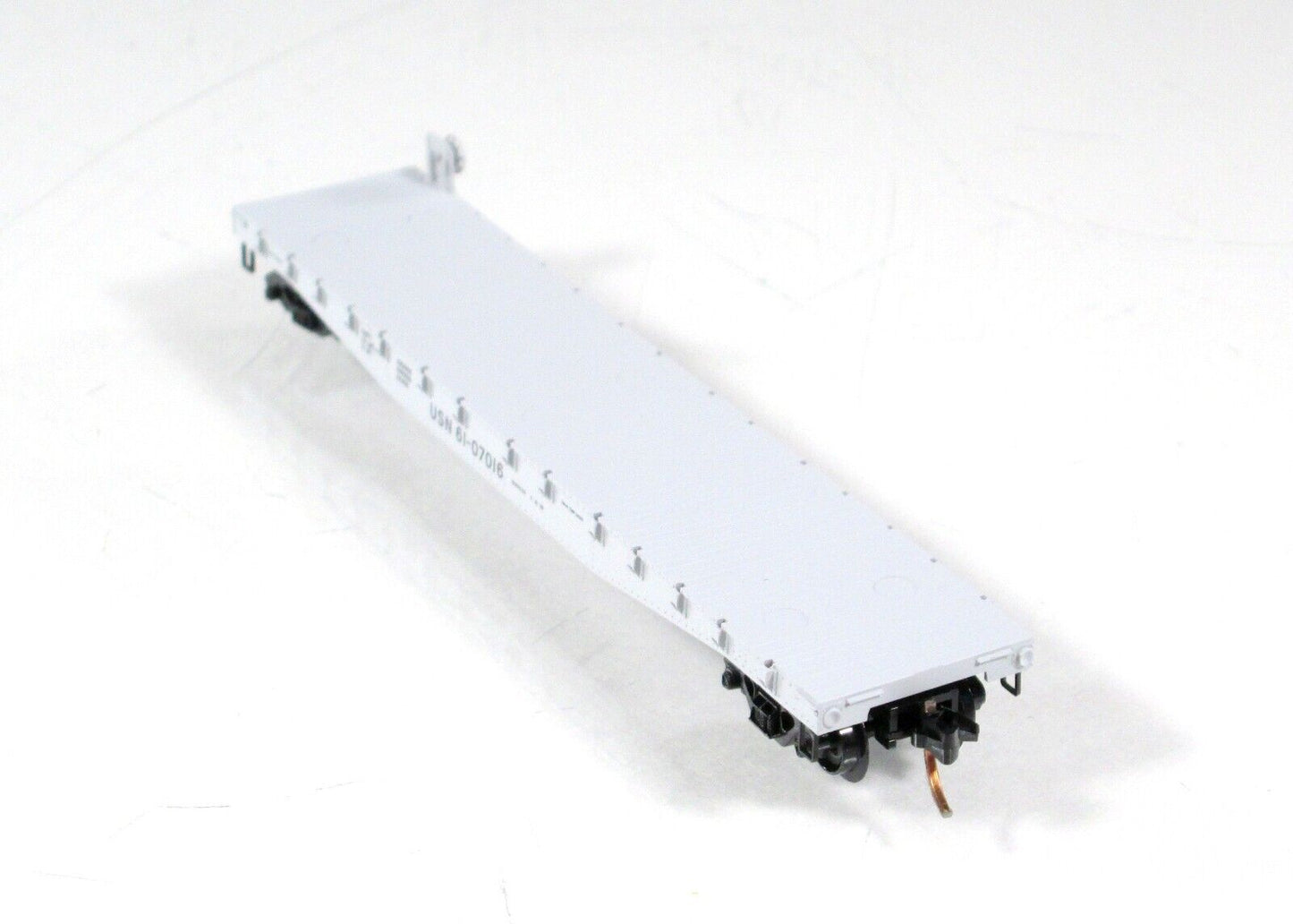 N Scale ***UNITED STATES NAVY*** 50' Flat Car USN #61-07016 - Micro Trains 45220