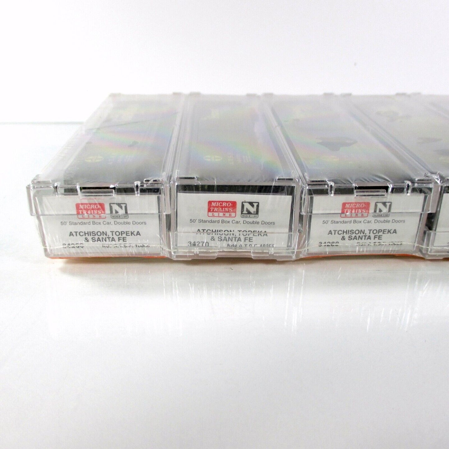 N Scale ***SANTA FE*** Map & Slogan Series 50' Box Car Set -- Micro Trains 34262