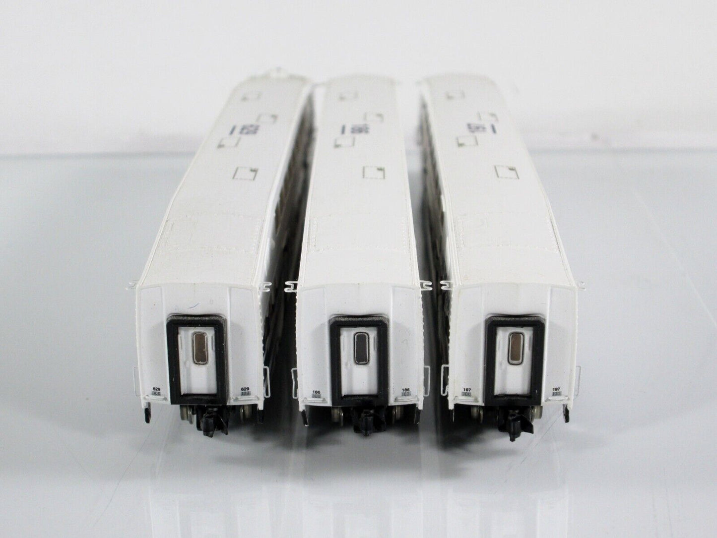 N Scale Bombardier ***METROLINK*** Bi-Level Passenger 3-Car Set -- Athearn 10167
