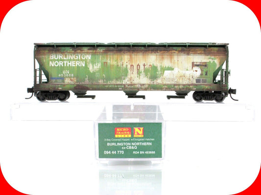 N Scale **BN** Weathered 3-Bay Covered Hopper - 453688 - Micro Trains 09444770