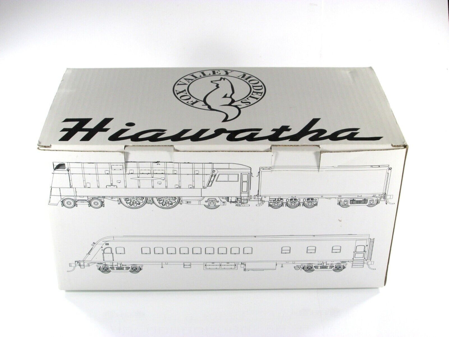 HO Scale **MILWAUKEE RD** 1935 HIAWATHA Passenger Car 6-Pack - FOX VALLEY 10001