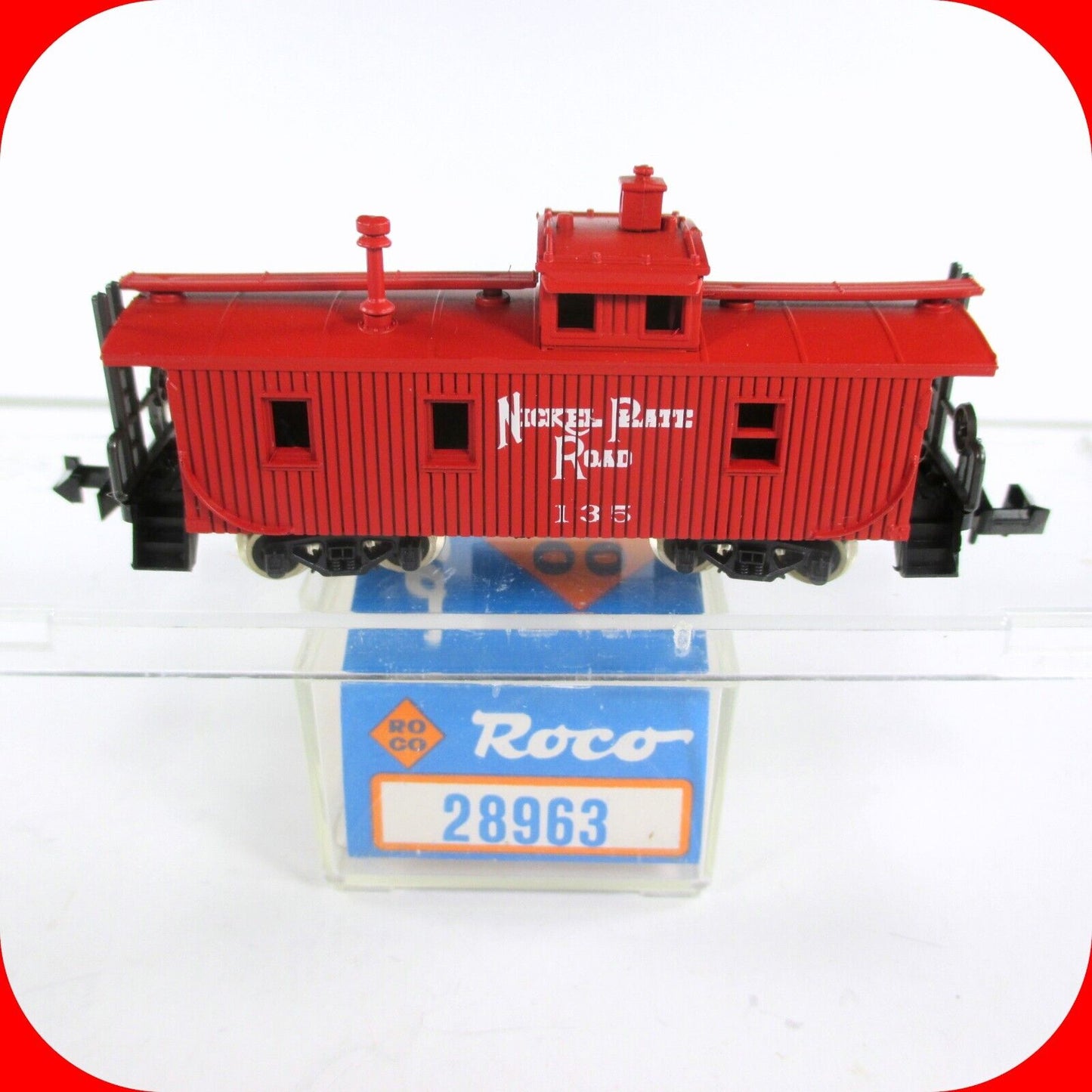 N Scale ***NICKEL PLATE ROAD*** Cupola Caboose, NKP 125 ------------- ROCO 28963