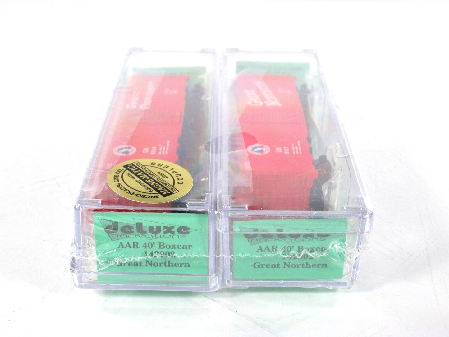 N Scale **GREAT NORTHERN** Box Car 2-Pack #6104,6117 - Deluxe Innovations 142902