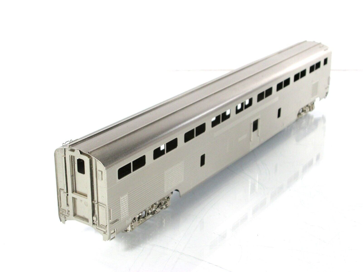 HO Scale BRASS ***SANTA FE*** High Level Chair Car, 700 Series - Hallmark Models