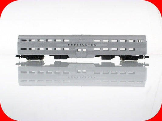N Scale BURLINGTON Bi-Level Passenger Commuter Coach Car -- CB&Q -- Con-Cor 4424