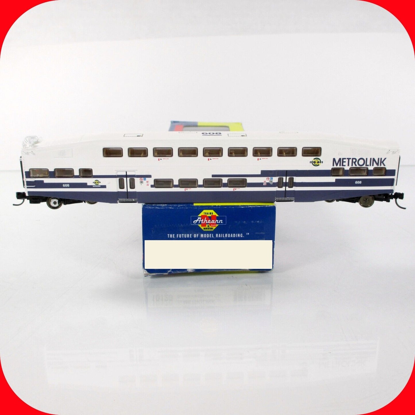 N Scale BOMBARDIER METROLINK Passenger Commuter Control Car #608 - Athearn 10120