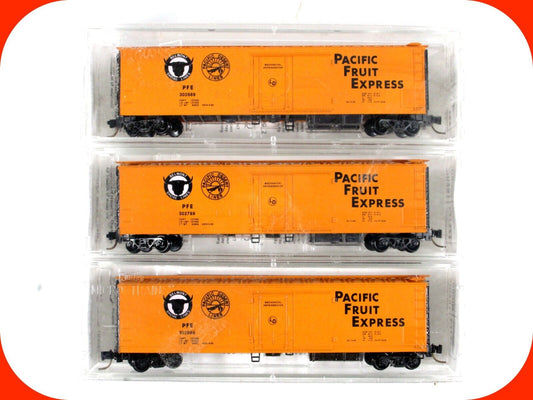 N Scale ***PFE - BELMONT SHORE, PACIFIC DESERT*** Set #2 -- Micro Trains **RARE*