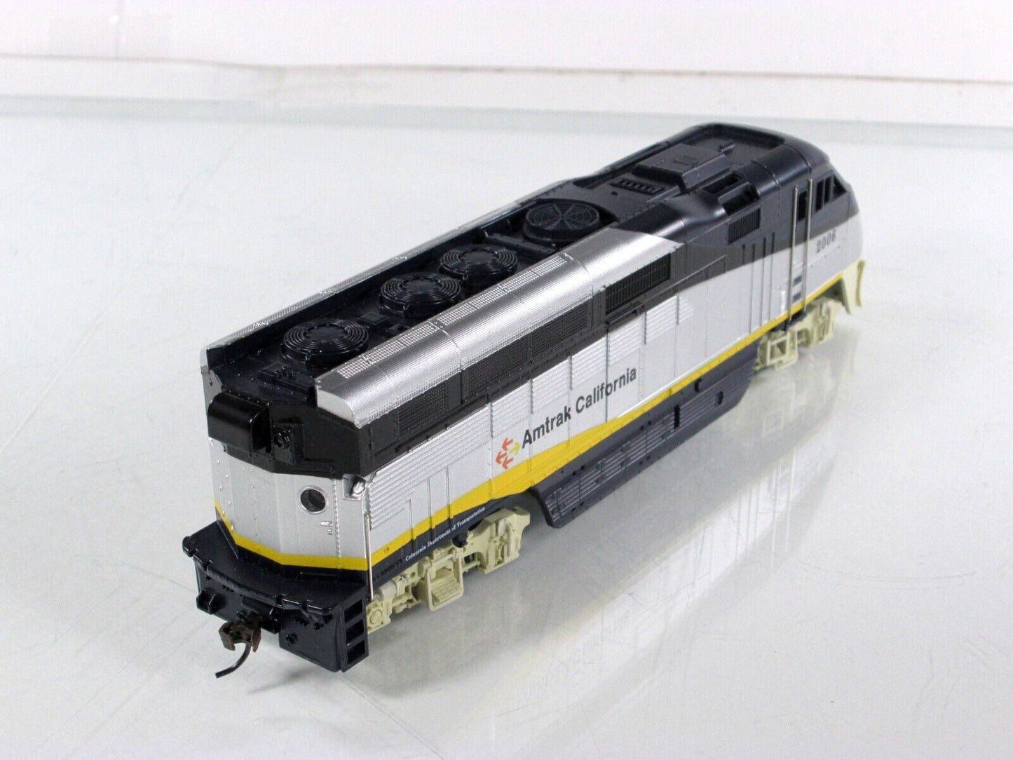 HO Scale **AMTRAK CALIFORNIA** Bombardier F59PHI Locomotive #2006 - Athearn 2607