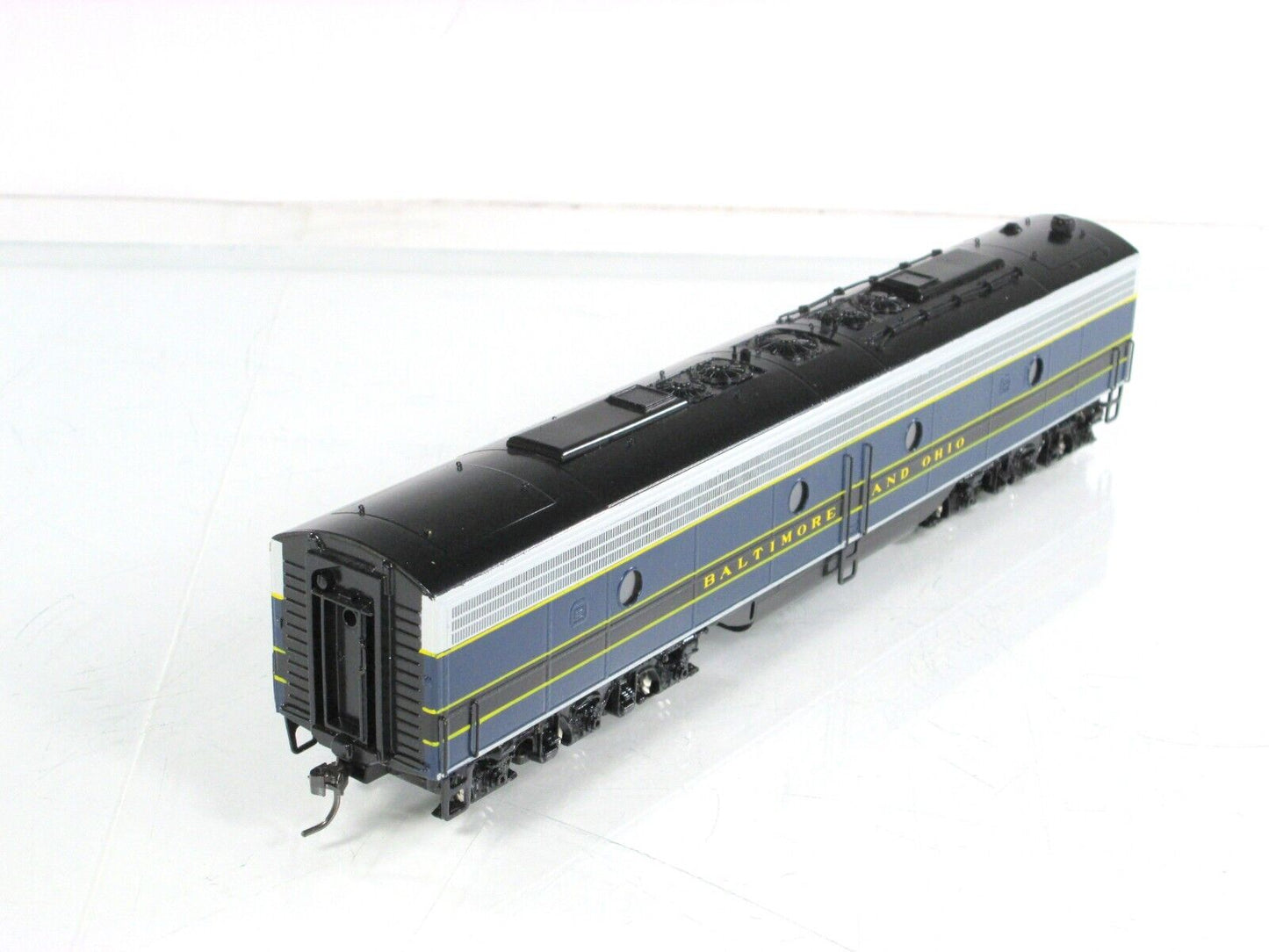 HO Scale BRASS  ***BALTIMORE & OHIO*** E8A E8B 2250HP Locomotive Set -- Oriental
