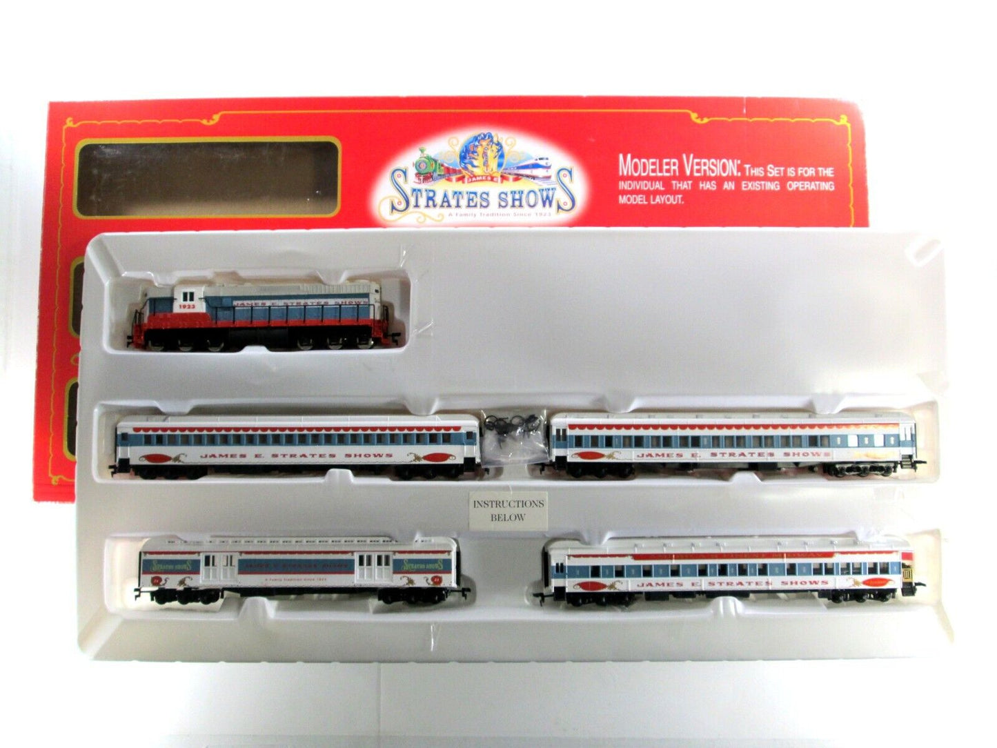 HO Scale ***JAMES E. STRATES*** Carnival Shows, Locomotive & Passenger Set - IHC