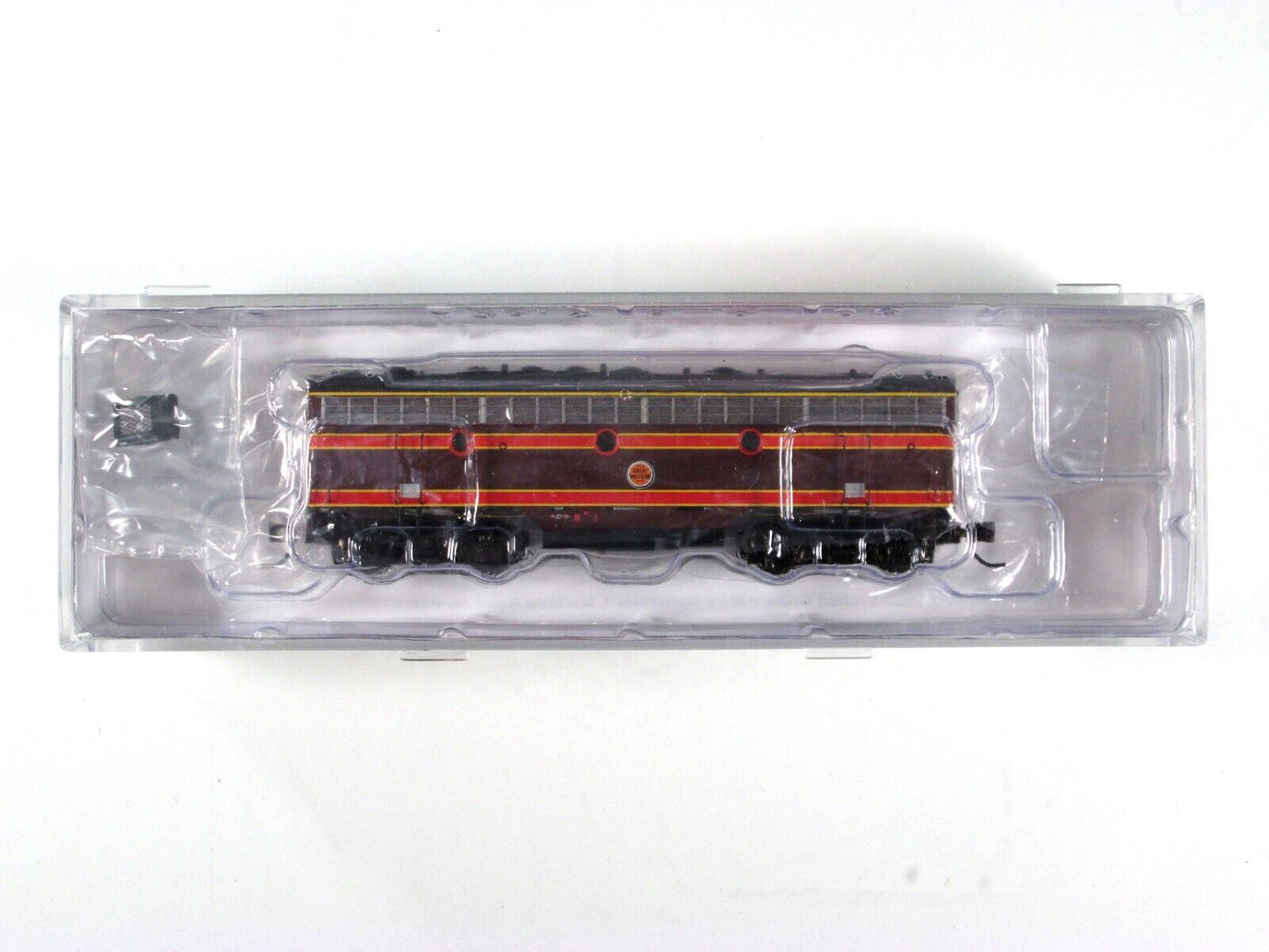 N Scale **CHICAGO GREAT WESTERN*** EMD F7B - Intermountain 69747, DCC Rdy **RARE