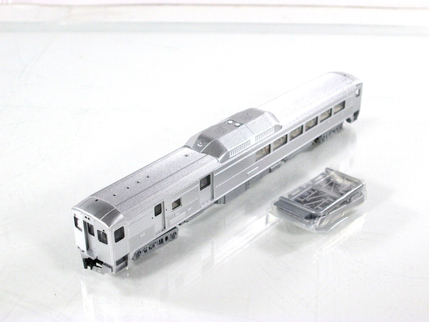 N Scale ***RAIL DIESEL CAR*** RDC-3 Unlettered -- Kato 166-0200, DCC Ready