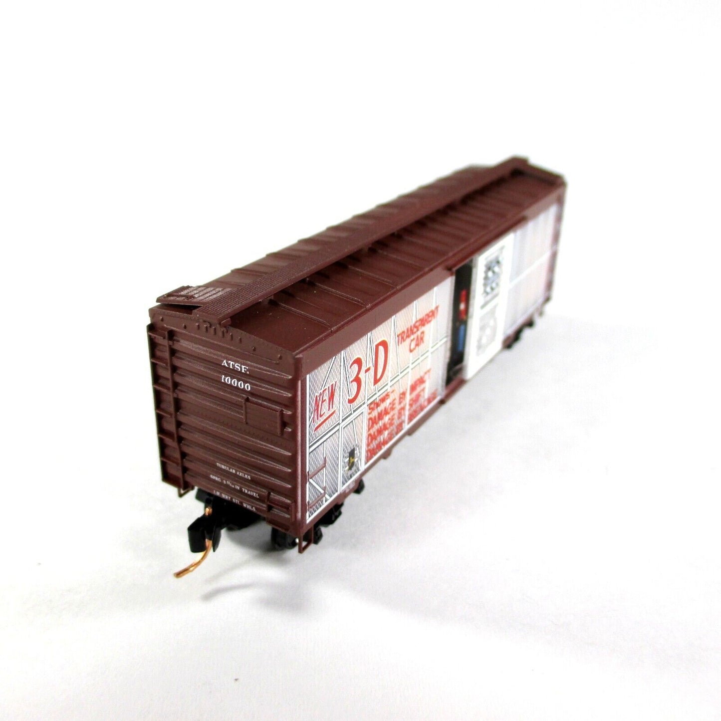N Scale ***SANTA FE*** Transparent Impact Demo Box Car --- Micro Trains 02000197