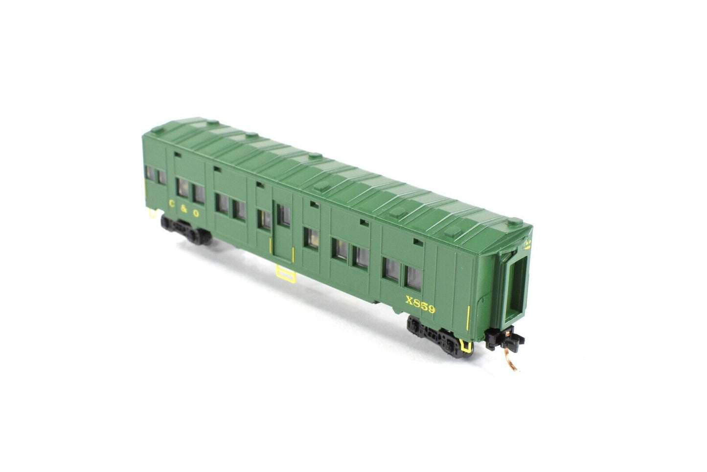 N Scale ***CHESAPEAKE & OHIO*** Troop Sleeper Car, X859 -- Micro Trains 116030.1