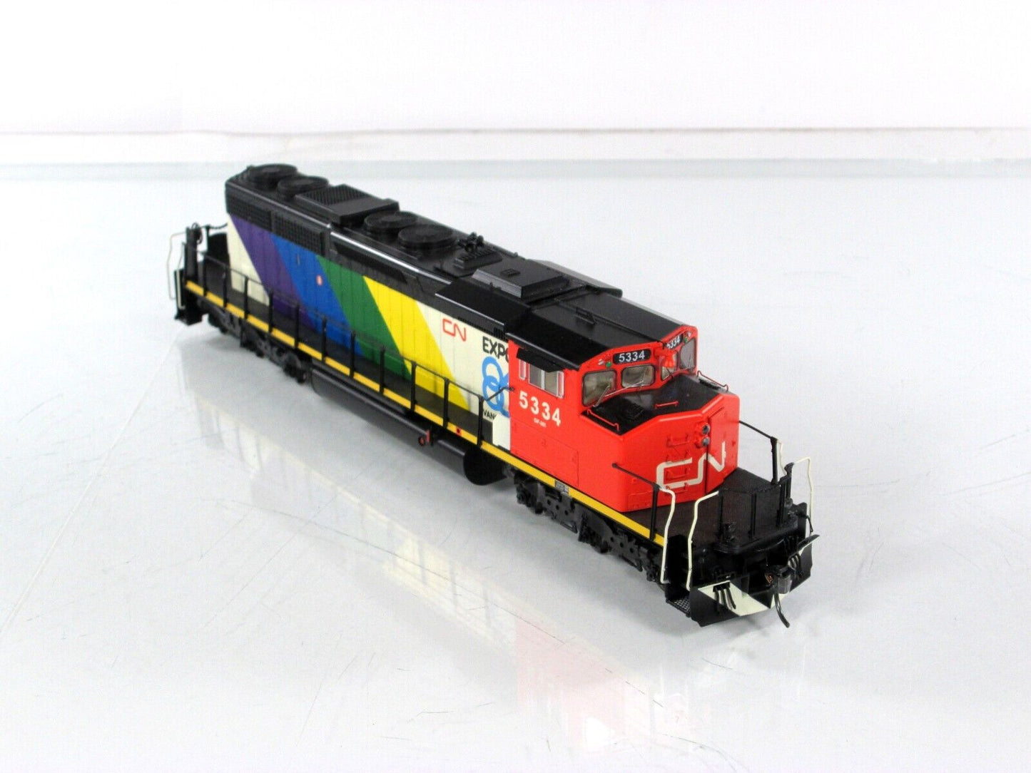 HO Scale *CANADIAN NATIONAL, EXPO 86* SD40-2W #5334 -Intermountain 49305 DCC Rdy