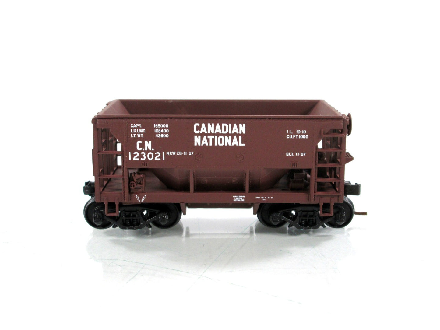 HO Scale ***CANADIAN NATIONAL*** Mining Ore Car 12-Pack Set -- Walthers 932-4459