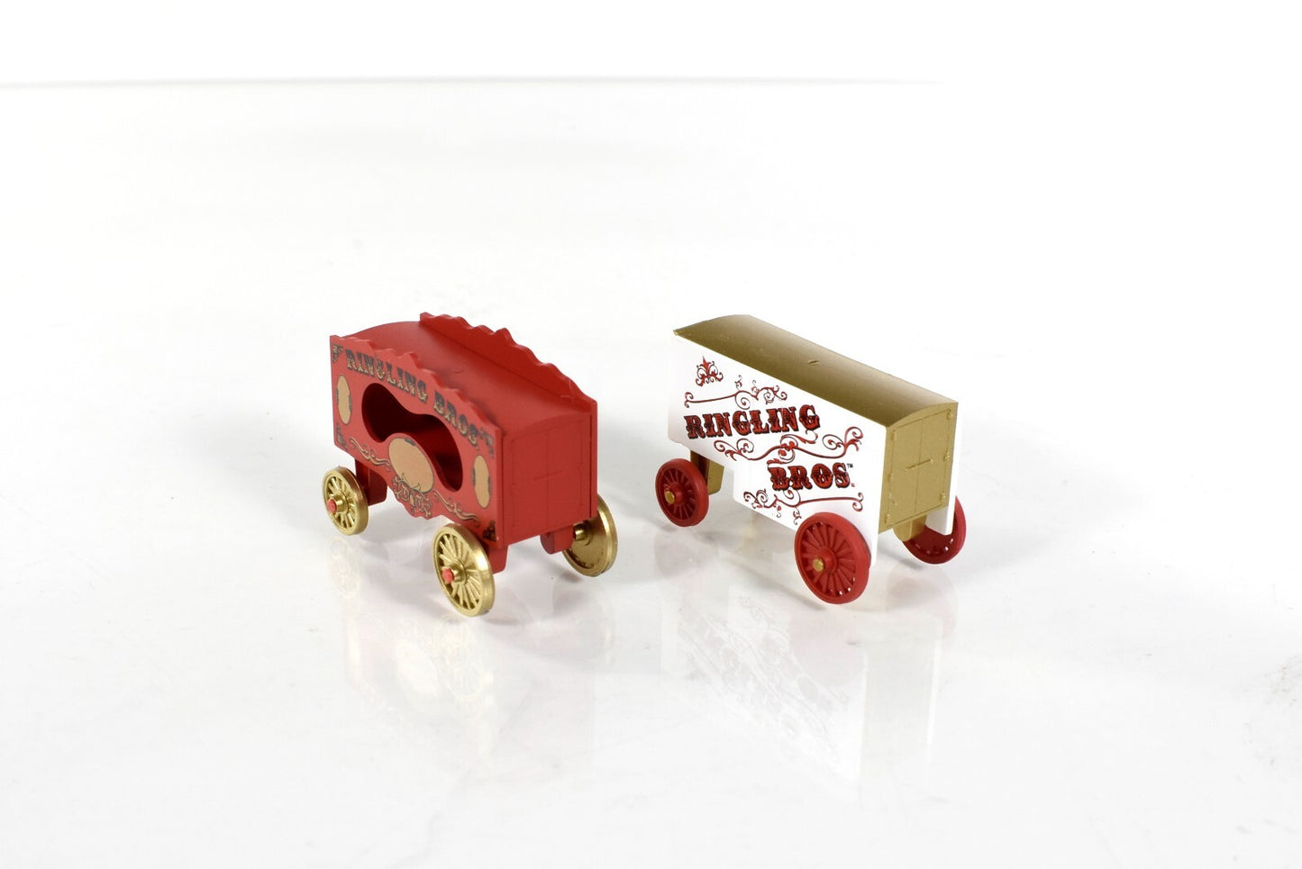 N Scale **RINGLING, BARNUM & BAILEY** Circus 2-Wagon Set - Micro Trains 47000099