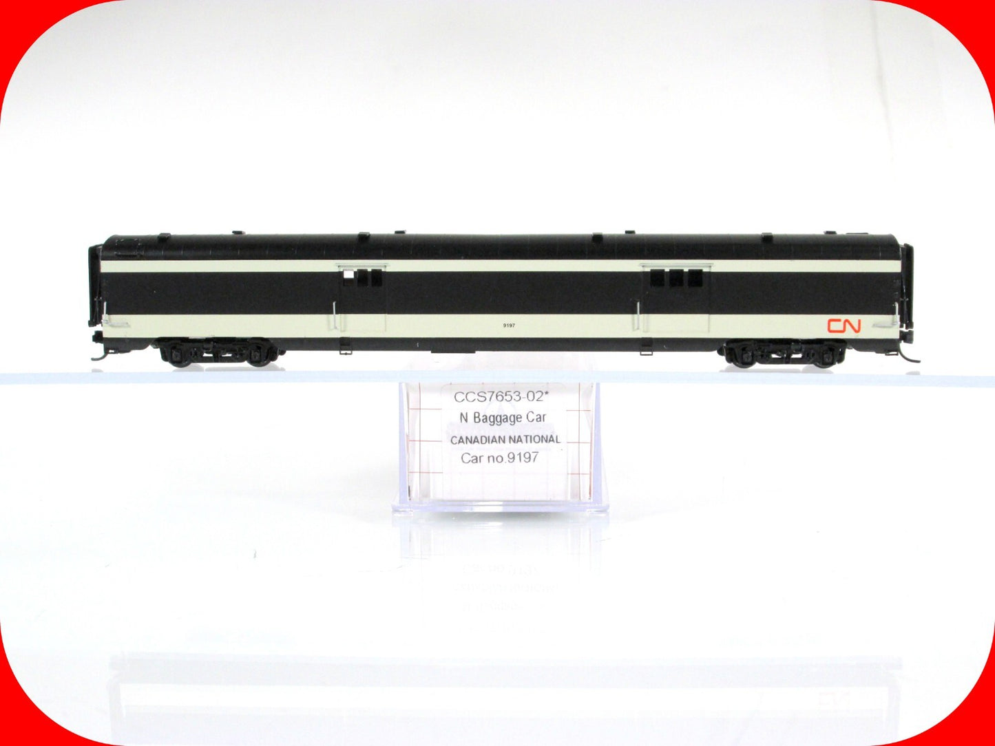 N Scale *CANADIAN NATIONAL* Lighted Baggage Car #9197 - Intermountain, Centralia