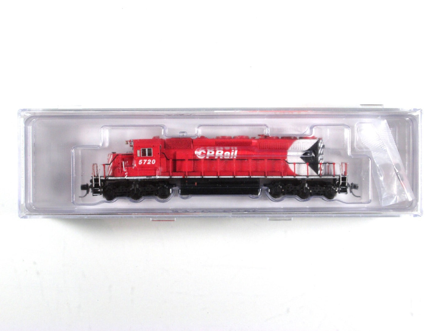 N Scale *CANADIAN PACIFIC* Weathered SD40-2 #5720 - Intermountain 69346, DCC Rdy