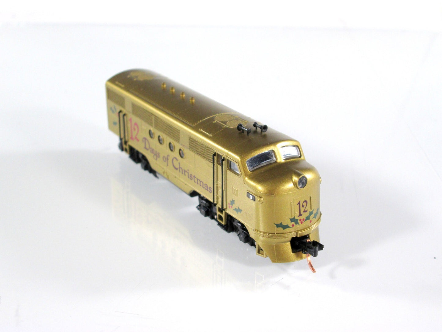 N Scale **12 DAYS of CHRISTMAS** FT Locomotive - Micro Trains 98701511 **DCC Rdy